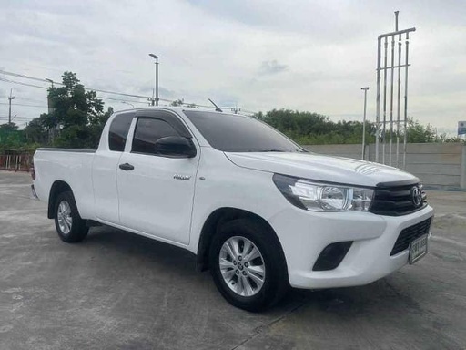 2017 TOYOTA Hilux