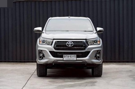 2020 TOYOTA Hilux