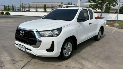 2020 TOYOTA Hilux