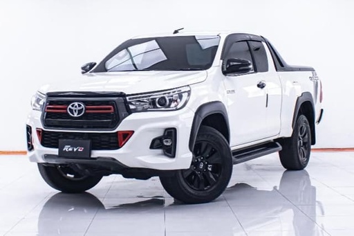 2018 TOYOTA Hilux