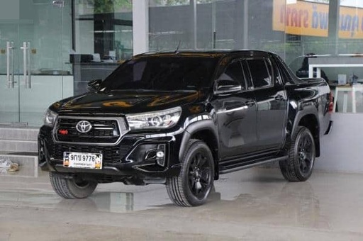 2019 TOYOTA Hilux