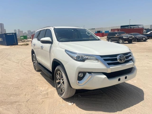 2019 TOYOTA Fortuner