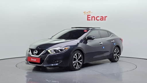 2018 NISSAN Maxima