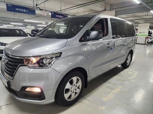 2020 HYUNDAI Grand Starex