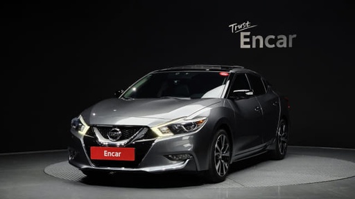 2017 NISSAN Maxima