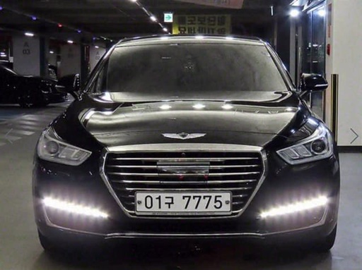 2017 Genesis EQ900