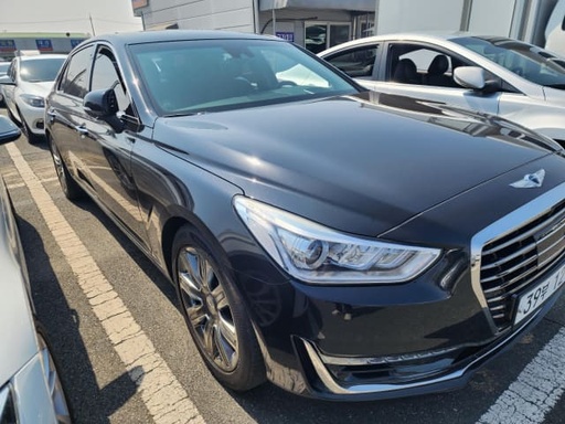 2018 Genesis EQ900