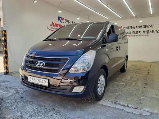 2017 HYUNDAI Grand Starex