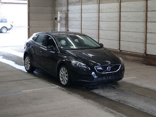 2016 VOLVO V40