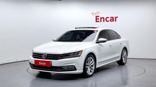 2018 VOLKSWAGEN Passat