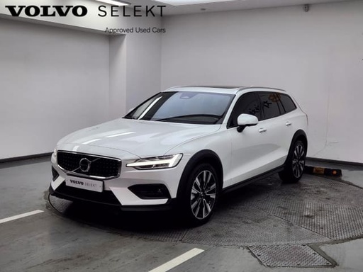 2024 VOLVO V60