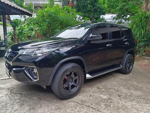 2018 TOYOTA Fortuner