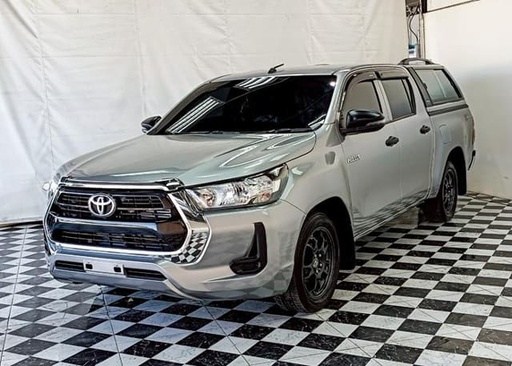 2022 TOYOTA Hilux