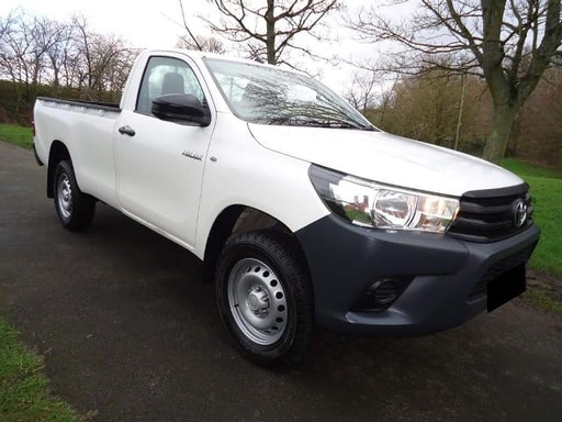 2018 TOYOTA Hilux