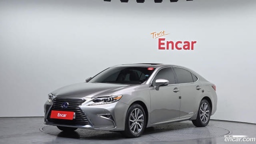 2018 LEXUS ES