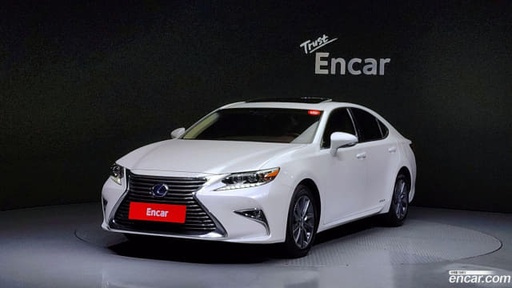 2018 LEXUS ES