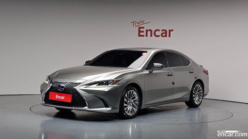 2019 LEXUS ES