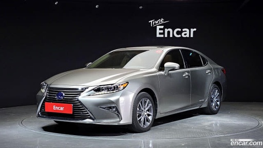 2017 LEXUS ES