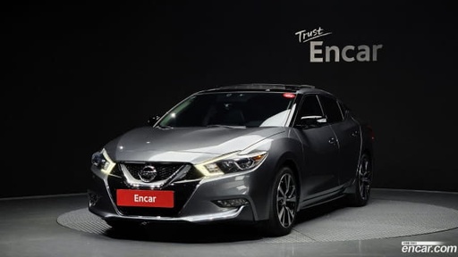 2017 NISSAN Maxima