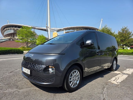 2023 HYUNDAI Staria