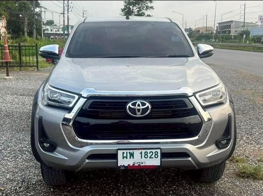 2022 TOYOTA Hilux