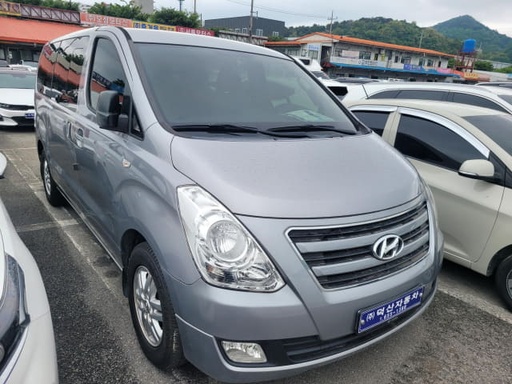 2017 HYUNDAI Grand Starex