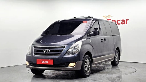 2017 HYUNDAI Grand Starex