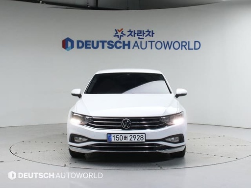 2022 VOLKSWAGEN Passat