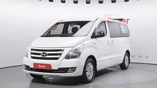 2017 HYUNDAI Grand Starex