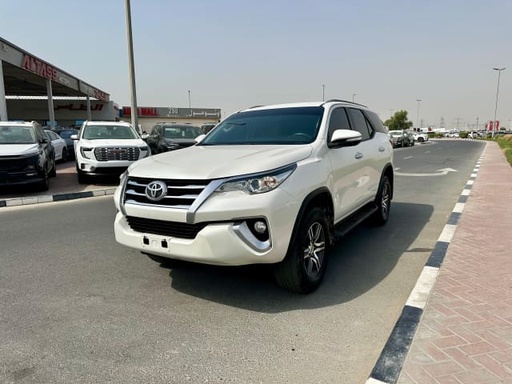 2017 TOYOTA Fortuner