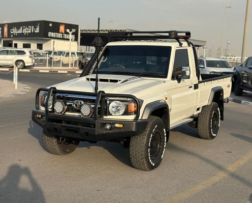 2022 TOYOTA Land Cruiser
