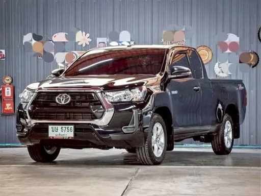 2022 TOYOTA Hilux