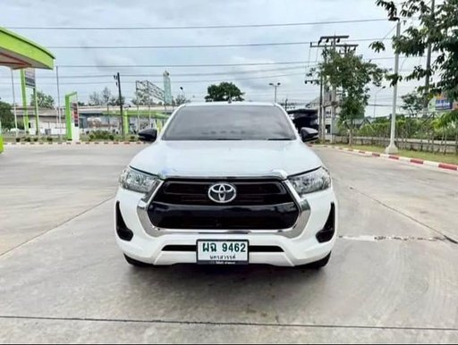 2022 TOYOTA Hilux