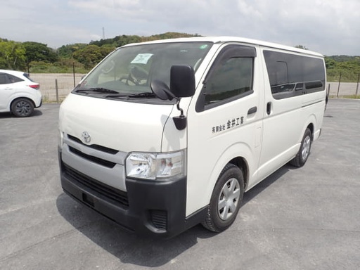 2016 TOYOTA Regiusace Van