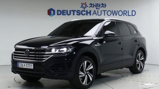 2020 VOLKSWAGEN Touareg