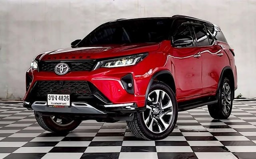 2022 TOYOTA Fortuner