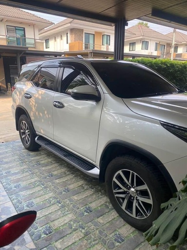 2019 TOYOTA Fortuner