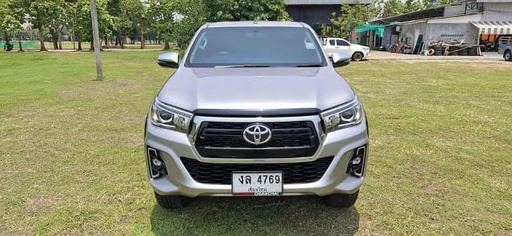 2020 TOYOTA Hilux, 