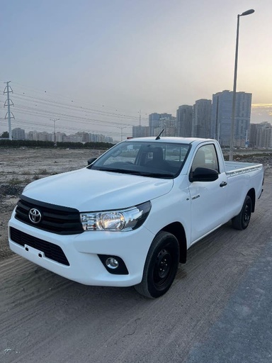 2018 TOYOTA Hilux