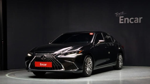2024 LEXUS ES