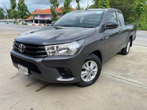 2019 TOYOTA Hilux
