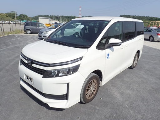 2016 TOYOTA Voxy
