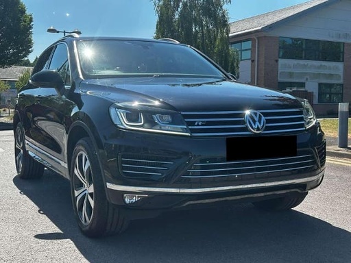 2017 VOLKSWAGEN Touareg