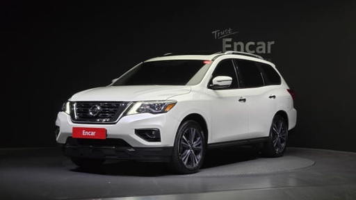 2018 NISSAN Pathfinder