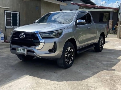 2021 TOYOTA Hilux