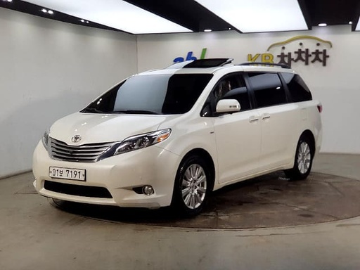 2017 TOYOTA Sienna