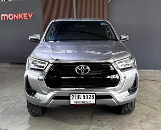 2021 TOYOTA Hilux