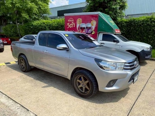 2017 TOYOTA Hilux