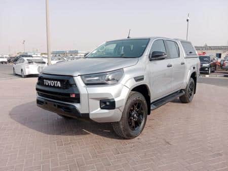 2019 TOYOTA Hilux