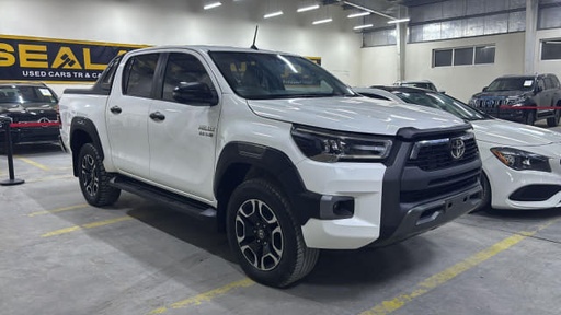 2021 TOYOTA Hilux